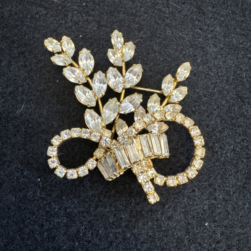 Marie Ferra Vintage Rare Large Flower Branch Brooch Gold Tone Rhinestones EUC